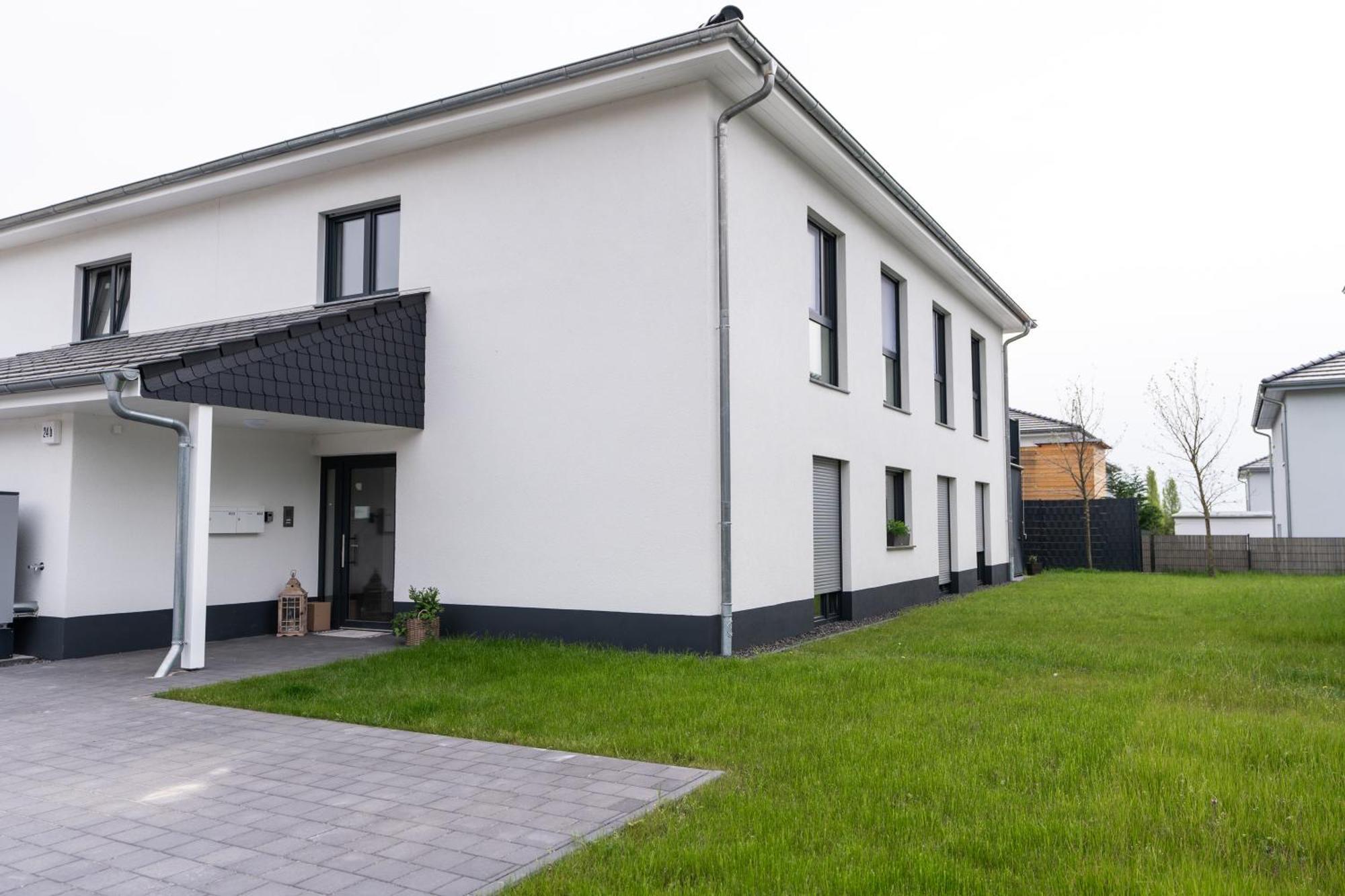 Moderne & Familienfreundliche Ferienwohnung Am Goitzschesee Pouch Ngoại thất bức ảnh